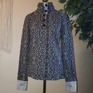 KAVU Womens Lopez Pullover with Thumb Loops Medium